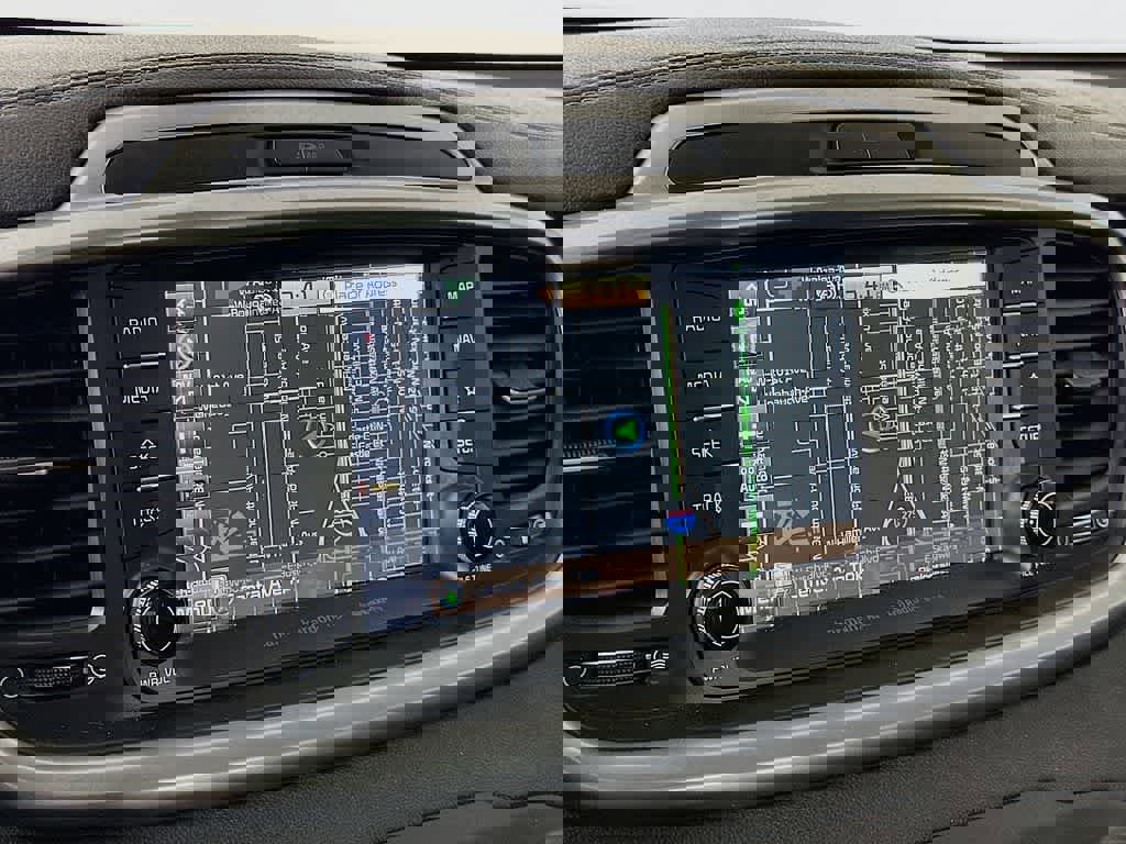 Used 2019 Kia Sorento SX image 28