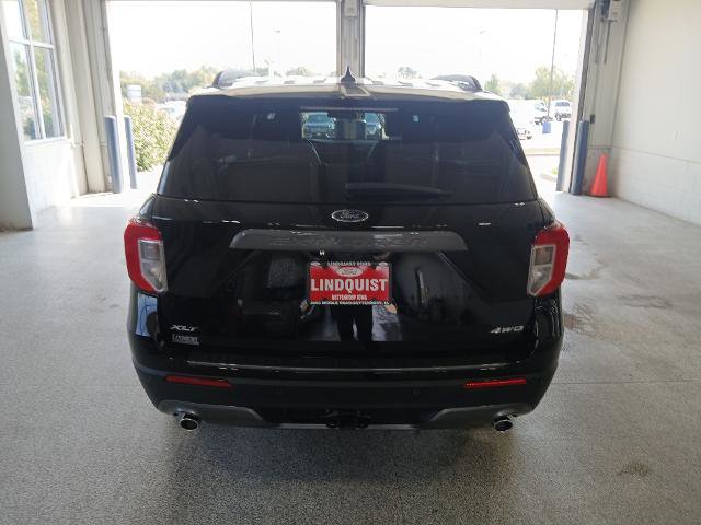 Certified 2023 Ford Explorer XLT w/ Equipment Group 202A image 4
