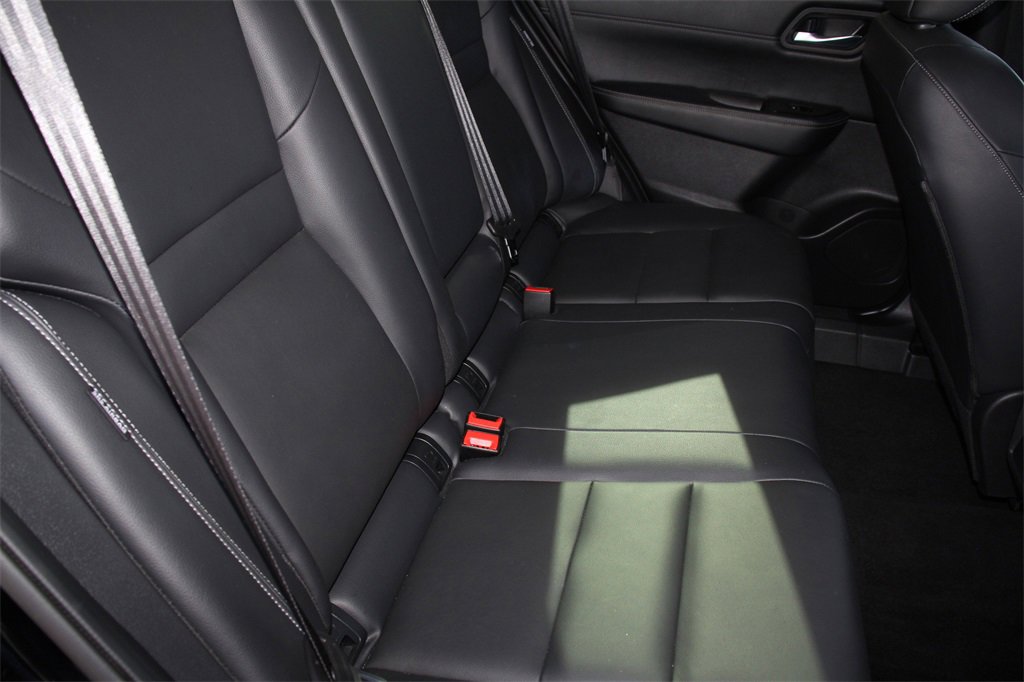 Used 2025 Nissan Rogue SL image 26