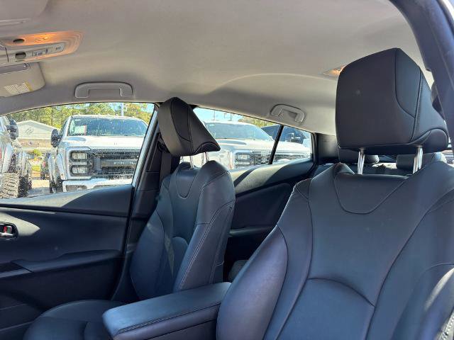 Used 2022 Toyota Prius XLE w/ Advanced Technology Package image 16