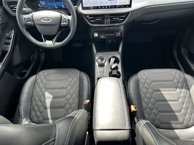 Certified 2024 Ford Escape Platinum w/ Premium Technology Package AWD/4WD image 17