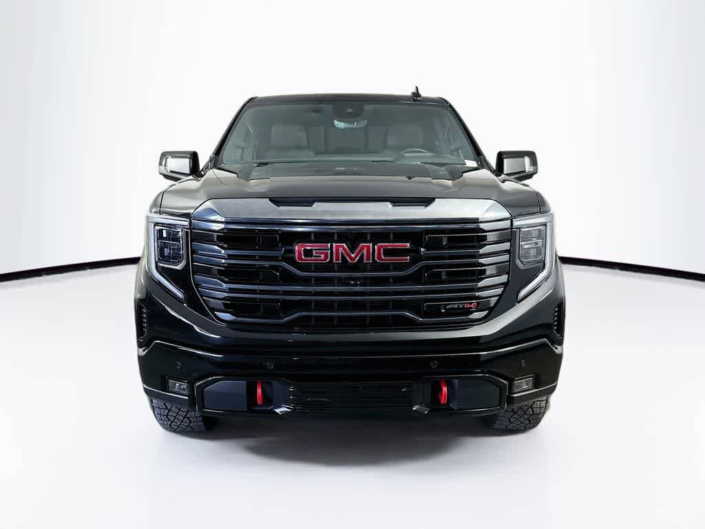Used 2024 GMC Sierra 1500 AT4 w/ Technology Package AWD/4WD image 8