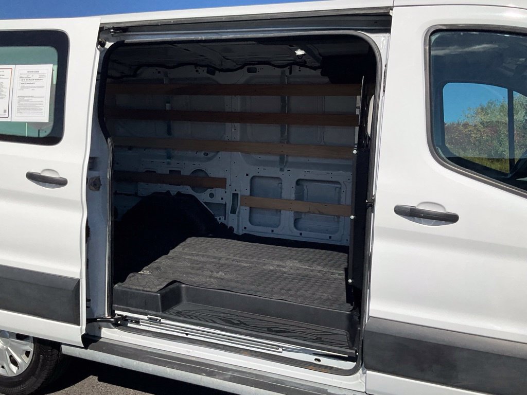 Certified 2025 Ford Transit 250 Low Roof w/ Exterior Upgrade Package RWD image 22