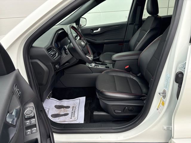 Certified 2024 Ford Escape ST-Line Elite AWD/4WD image 7