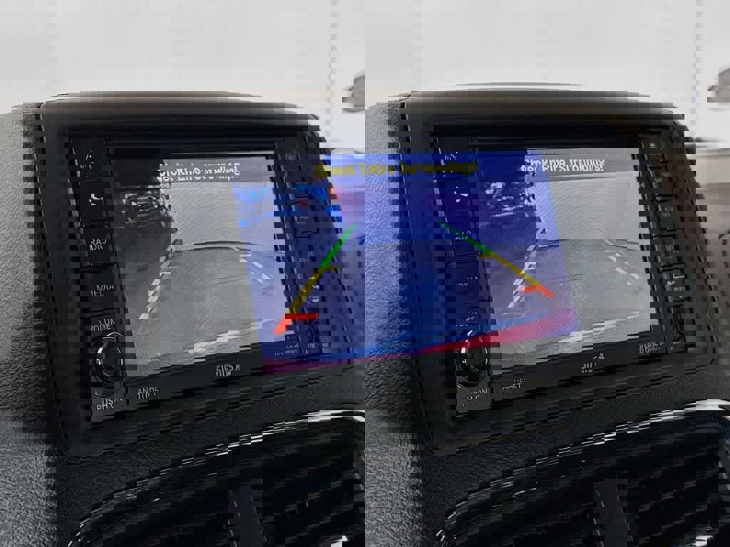 Used 2018 Dodge Grand Caravan SE w/ UConnect Hands-Free Group image 28