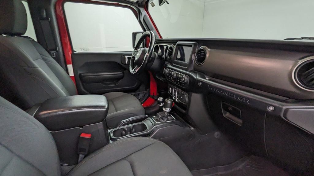 Used 2021 Jeep Wrangler Sport AWD/4WD image 36
