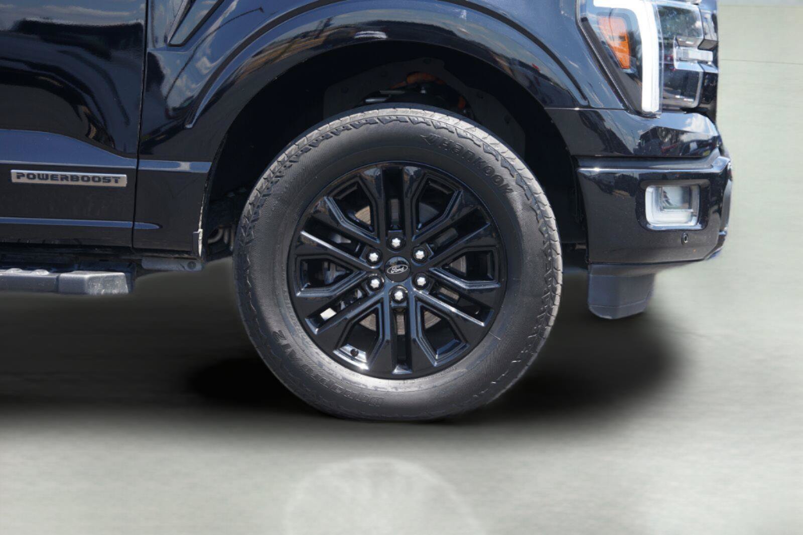 Certified 2024 Ford F150 Lariat w/ FX4 Off-Road Package AWD/4WD image 4