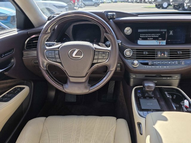Used 2018 Lexus LS 500 w/ Interior Upgrade Package RWD image 11