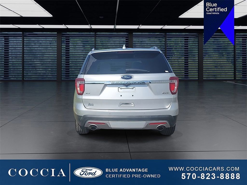 Certified 2016 Ford Explorer XLT w/ Equipment Group 202A image 5