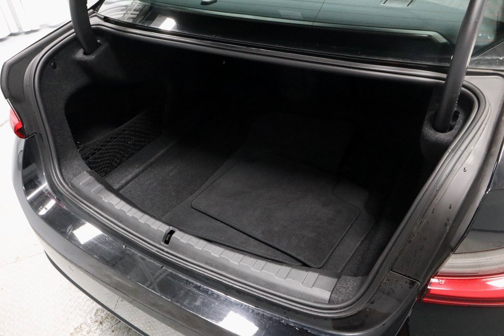 Used 2025 BMW 330i xDrive Sedan image 15