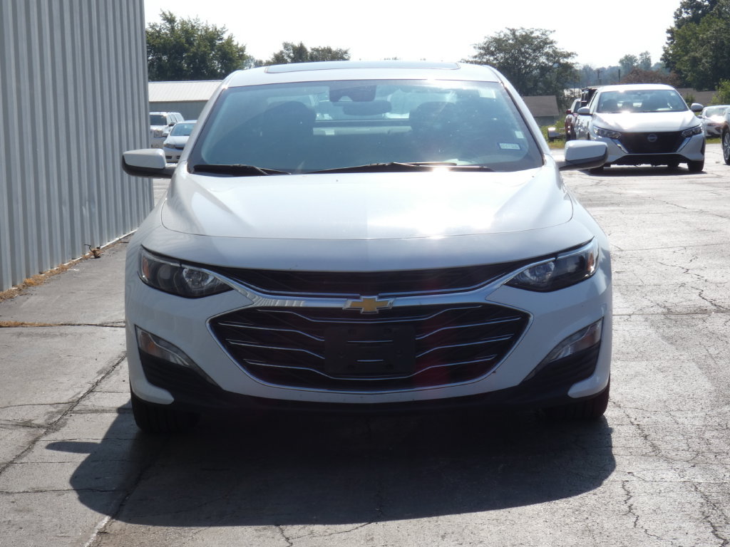 Used 2024 Chevrolet Malibu LT FWD image 4