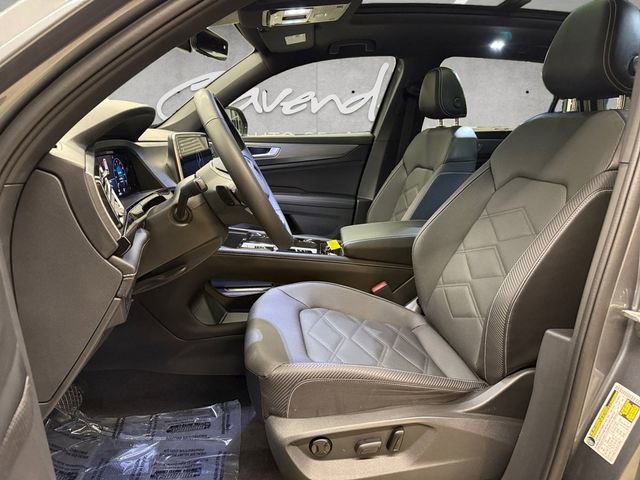 Used 2024 Volkswagen Atlas Cross Sport SE image 10