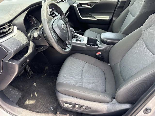 Used 2025 Toyota RAV4 XLE AWD/4WD image 13