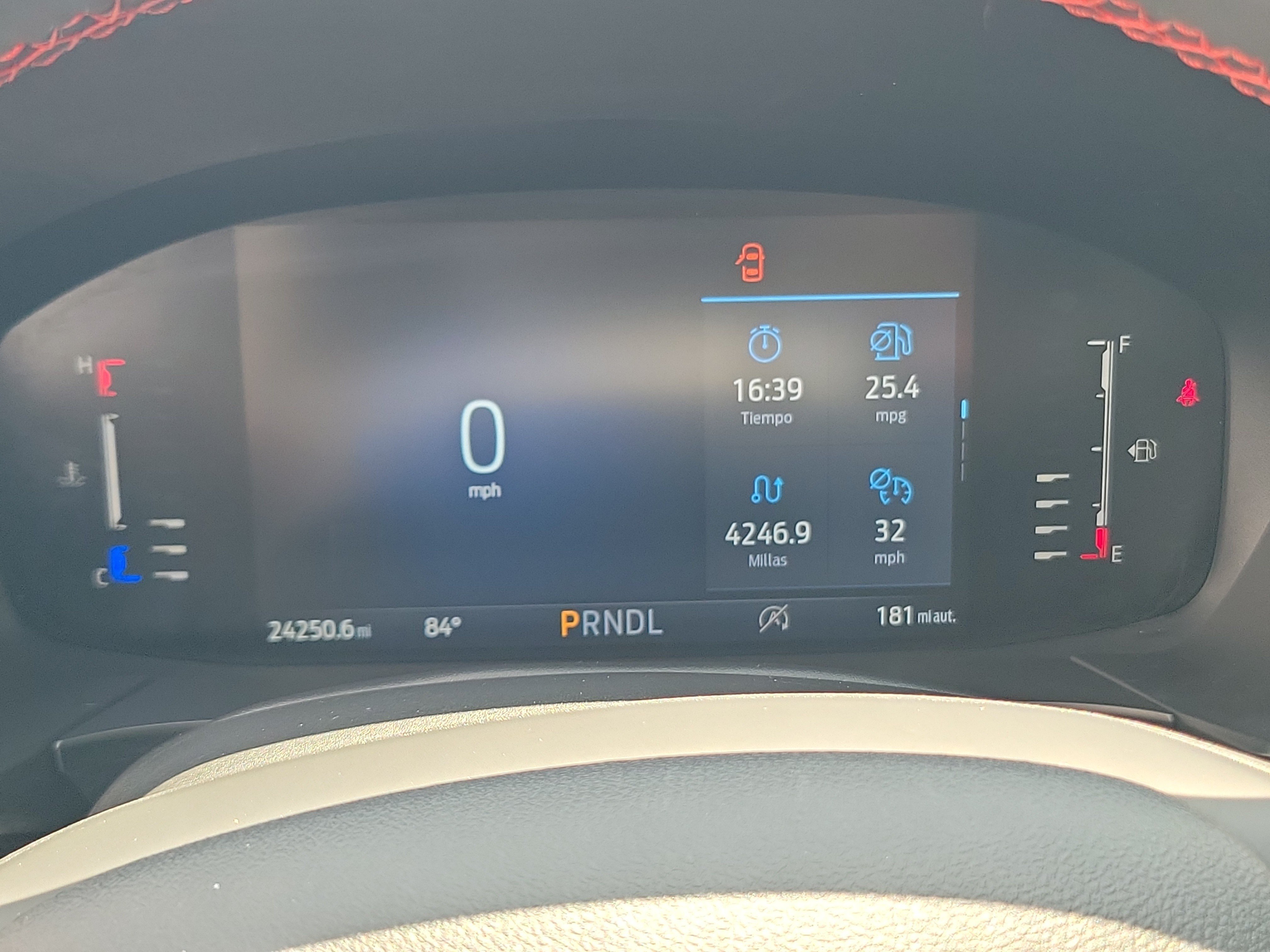 Certified 2024 Ford Escape ST-Line w/ Tech Pack #1 FWD image 32