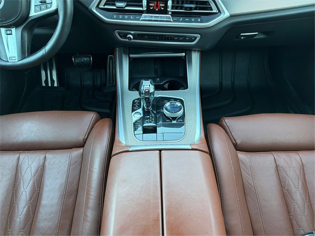 Used 2021 BMW X5 M50i w/ Executive Package image 19