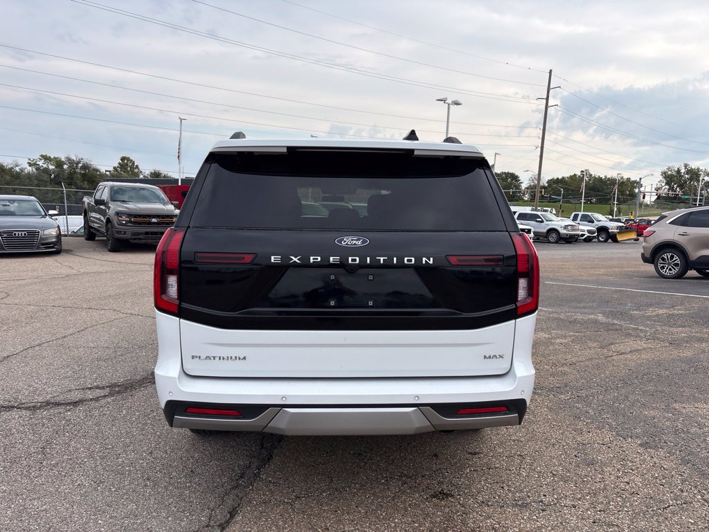 Certified 2025 Ford Expedition Max Platinum AWD/4WD image 6