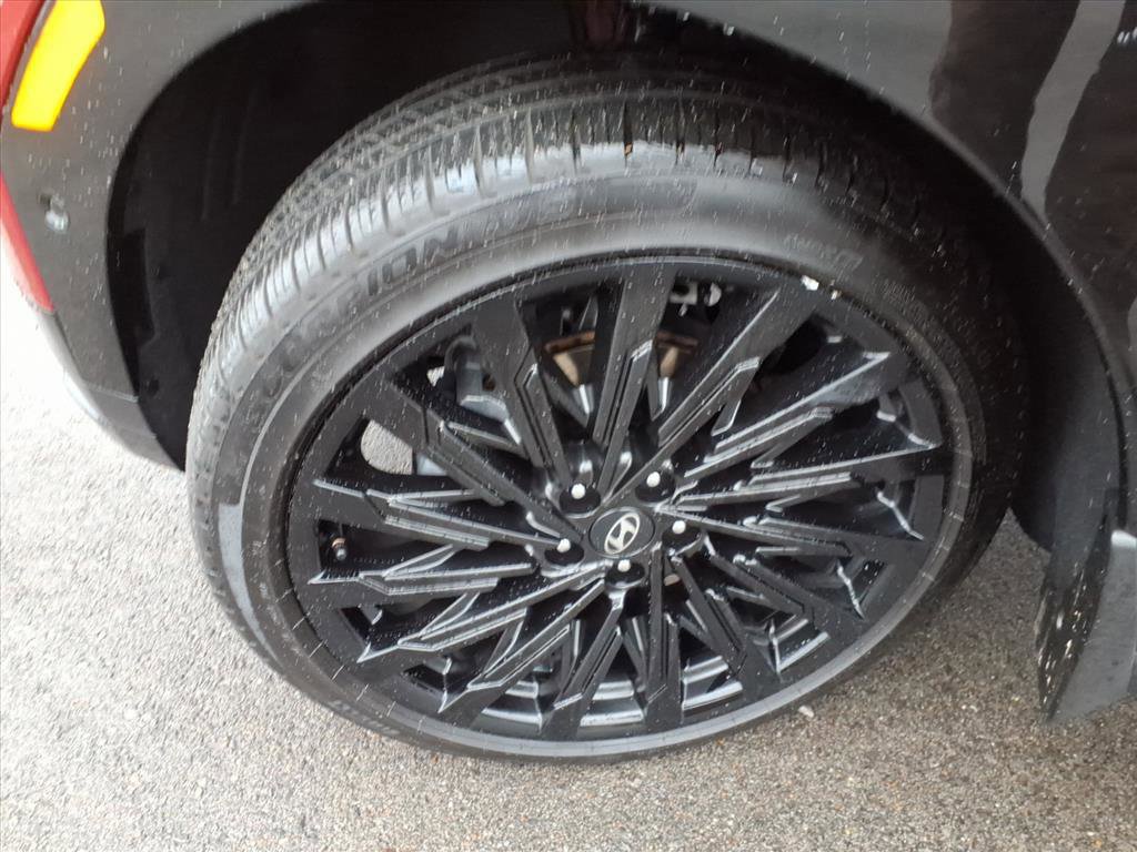 Used 2024 Hyundai Santa Fe Calligraphy image 9