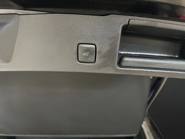 Certified 2025 Ford Escape ST-Line Elite w/ Tech Pack #1 image 18