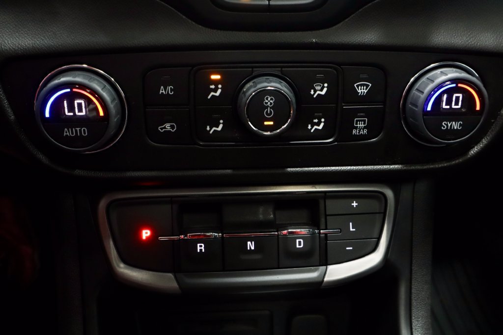 Used 2023 GMC Terrain AT4 w/ Infotainment Package II AWD/4WD image 30