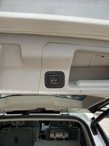 Used 2019 GMC Acadia SLT AWD/4WD image 21