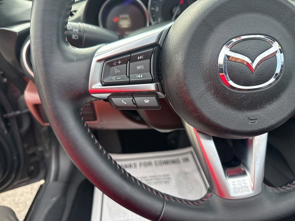 Used 2019 MAZDA MX-5 Miata RF Grand Touring image 15