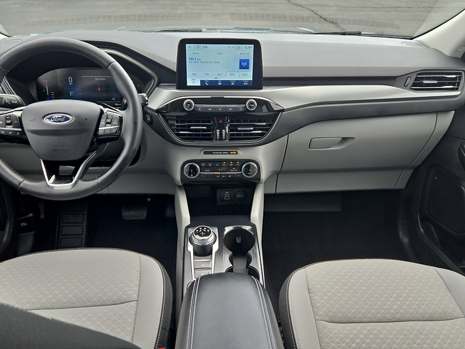 Certified 2024 Ford Escape Active AWD/4WD image 9