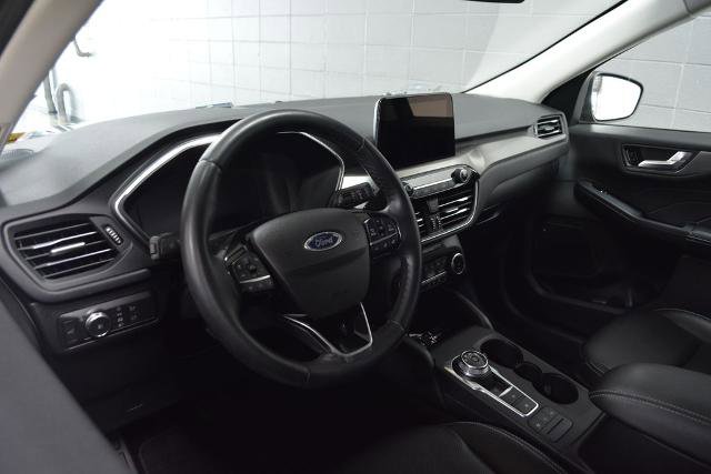 Certified 2022 Ford Escape Titanium w/ Class II Trailer Tow Package image 10