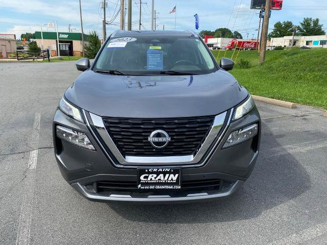 Used 2023 Nissan Rogue SL w/ SL Premium Package FWD image 2