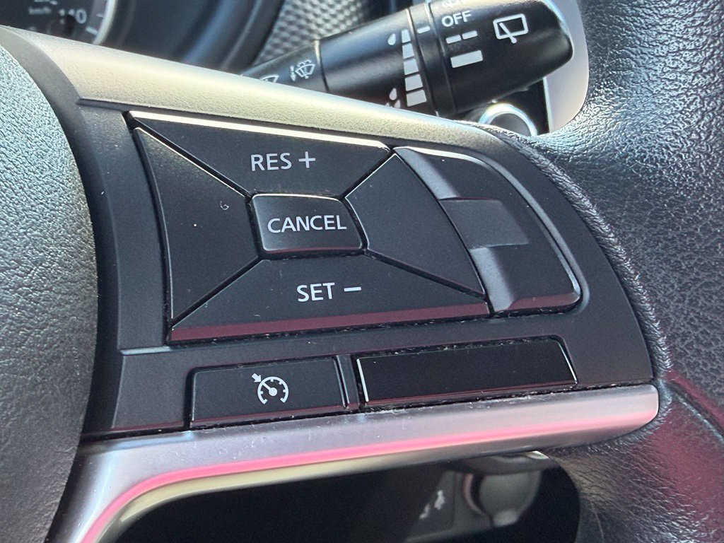 Used 2020 Nissan Kicks S FWD image 33