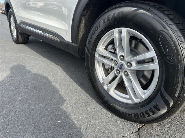 Certified 2022 Ford Explorer XLT image 12