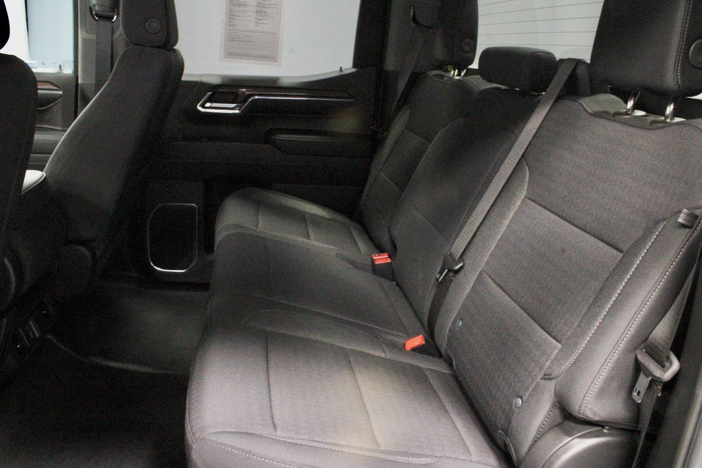 Used 2024 Chevrolet Silverado 1500 LT image 22