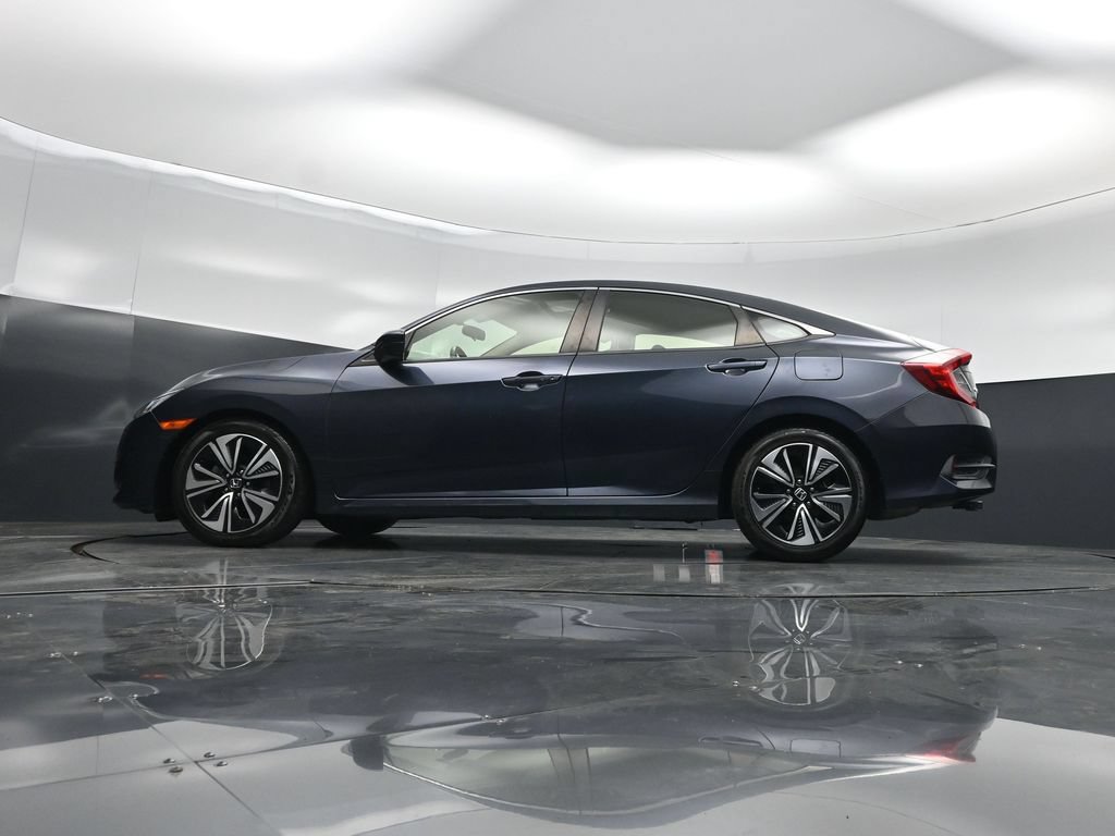 Used 2018 Honda Civic EX-T image 7