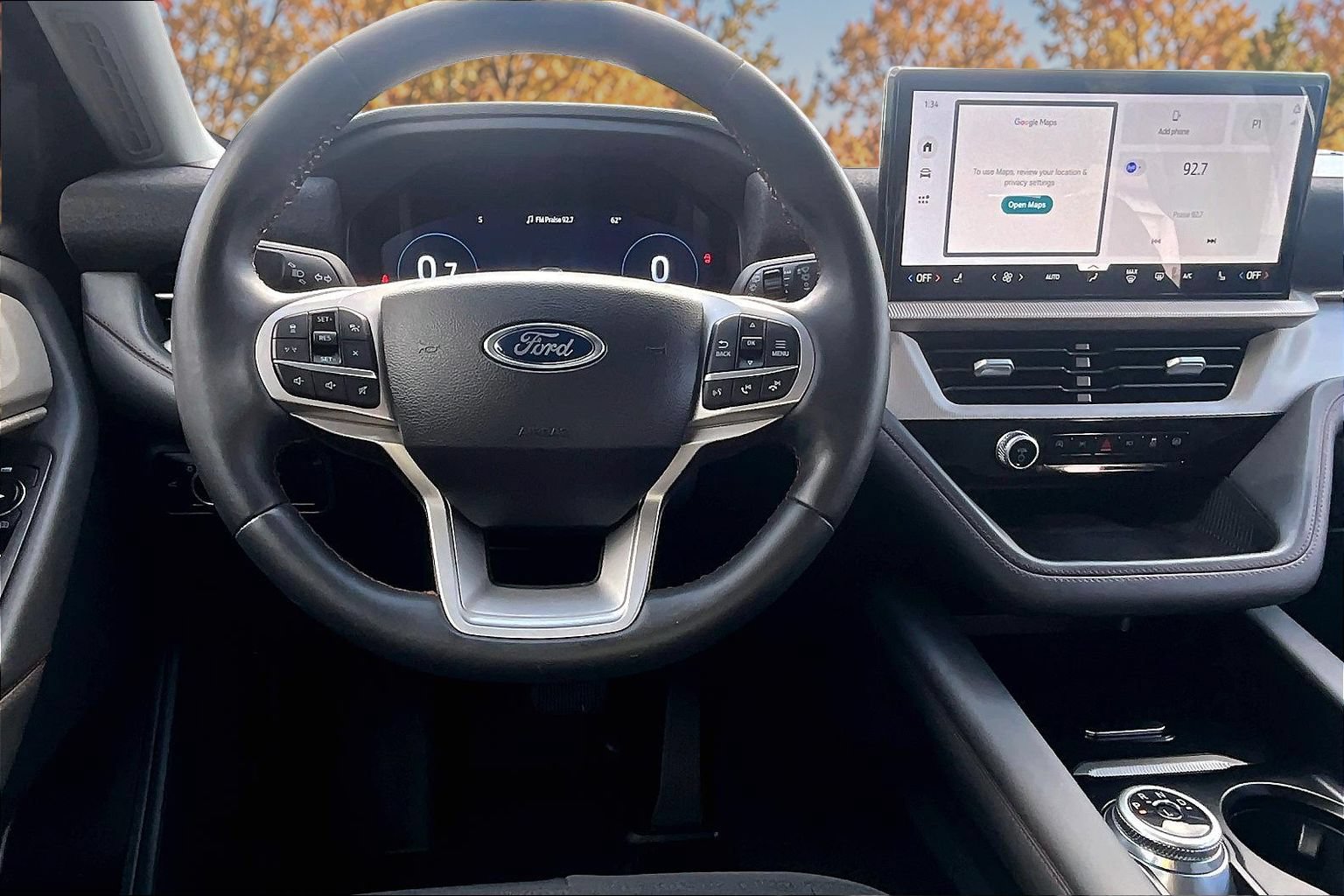 Certified 2025 Ford Explorer Active RWD image 6