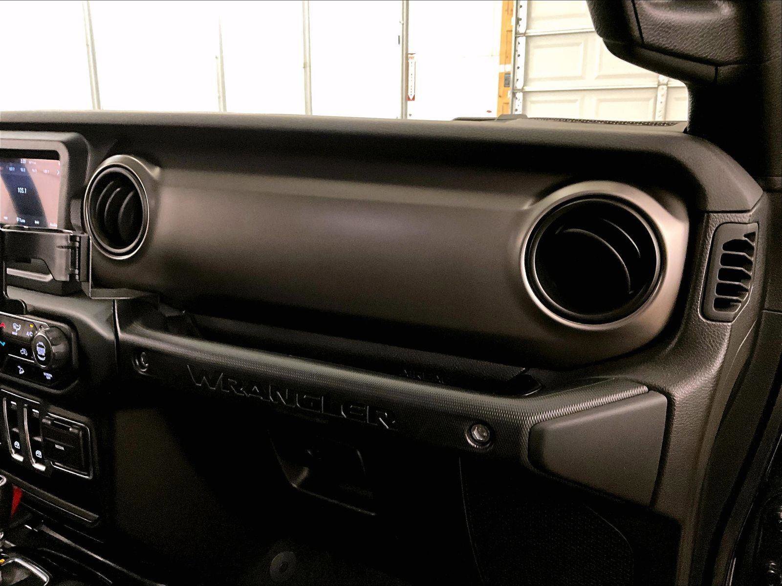 Used 2018 Jeep Wrangler Sport AWD/4WD image 15