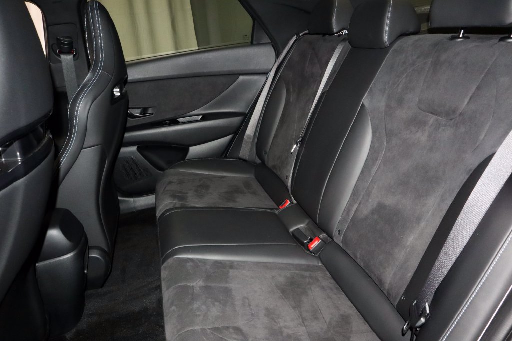 Used 2025 Hyundai Elantra N FWD image 23