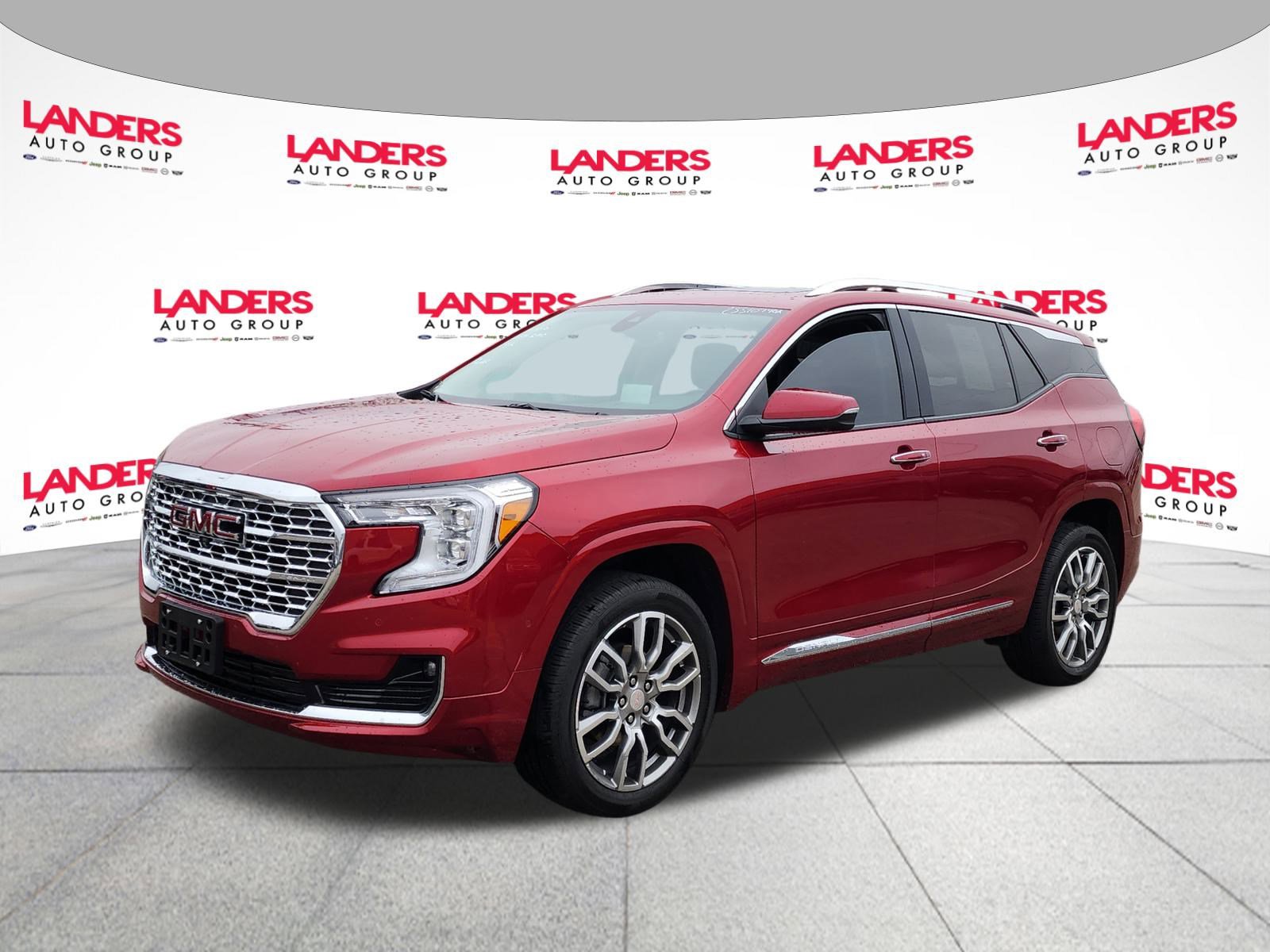 Used 2024 GMC Terrain Denali w/ Denali Premium Package image 7