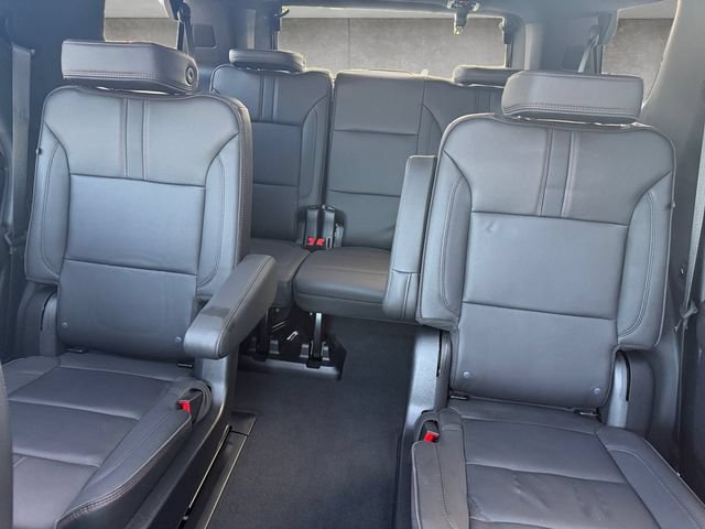 Used 2024 Chevrolet Tahoe RST w/ Luxury Package RWD image 23