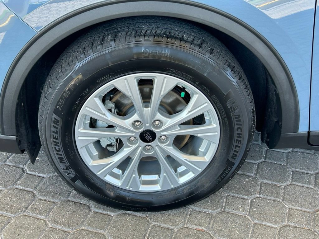 Certified 2023 Ford Escape Active FWD image 17