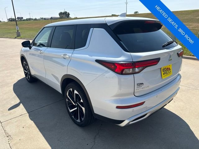 Used 2024 Mitsubishi Outlander SE AWD/4WD image 11