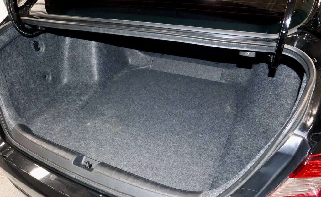 Used 2022 Honda Accord Touring image 14