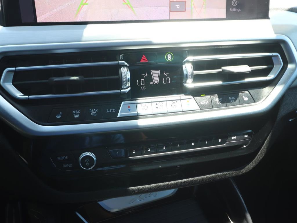 Used 2023 BMW X4 xDrive30i w/ M Sport Package AWD/4WD image 20