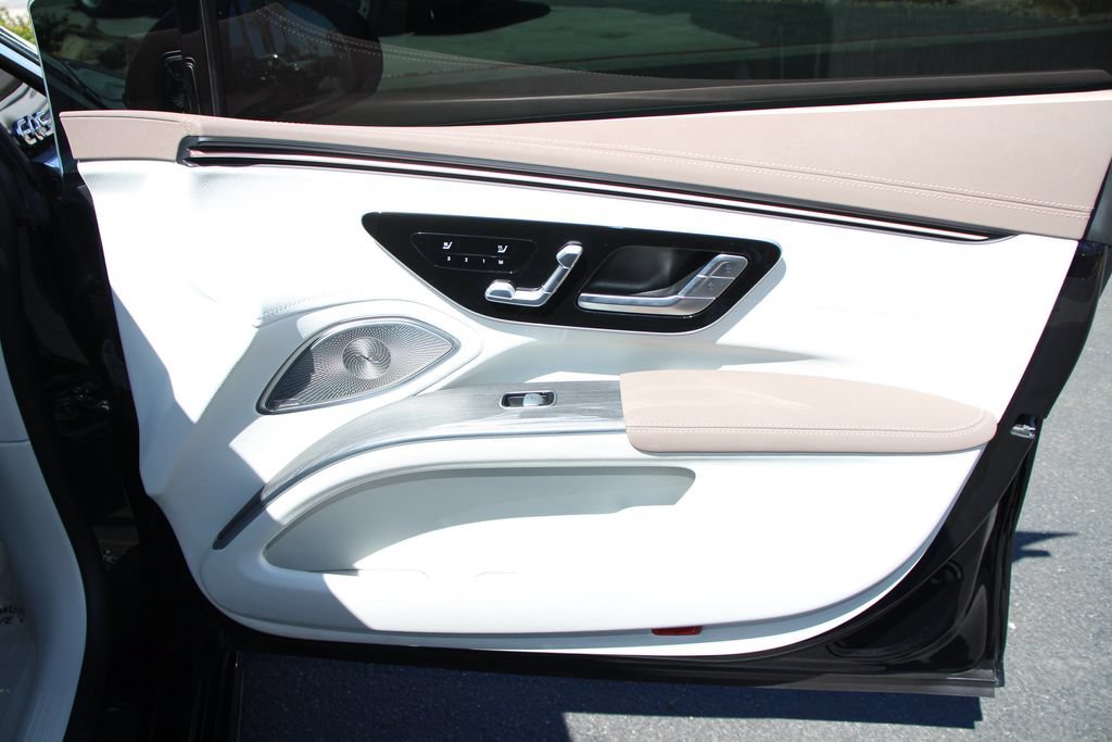 Used 2023 Mercedes-Benz EQS 450+ Sedan image 27