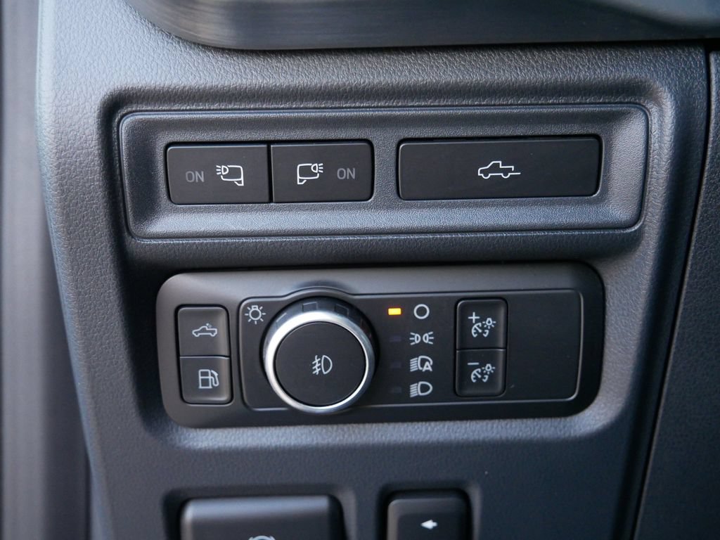 Certified 2022 Ford F150 Lariat w/ Equipment Group 502A High AWD/4WD image 18