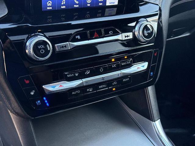 Certified 2022 Ford Explorer Platinum w/ Equipment Group 601A image 31