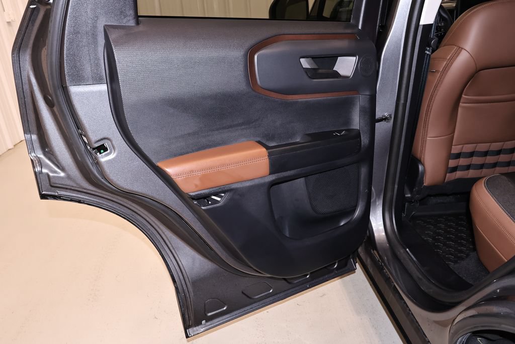 Certified 2024 Ford Bronco Sport Outer Banks w/ Tech Package AWD/4WD image 17