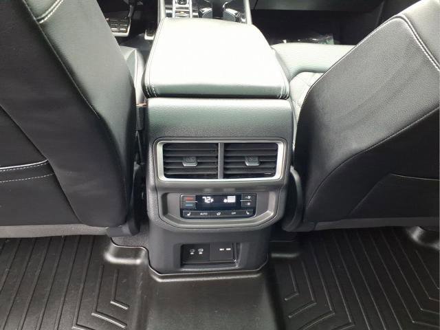 Used 2024 Volkswagen Atlas SEL Premium R-Line image 19