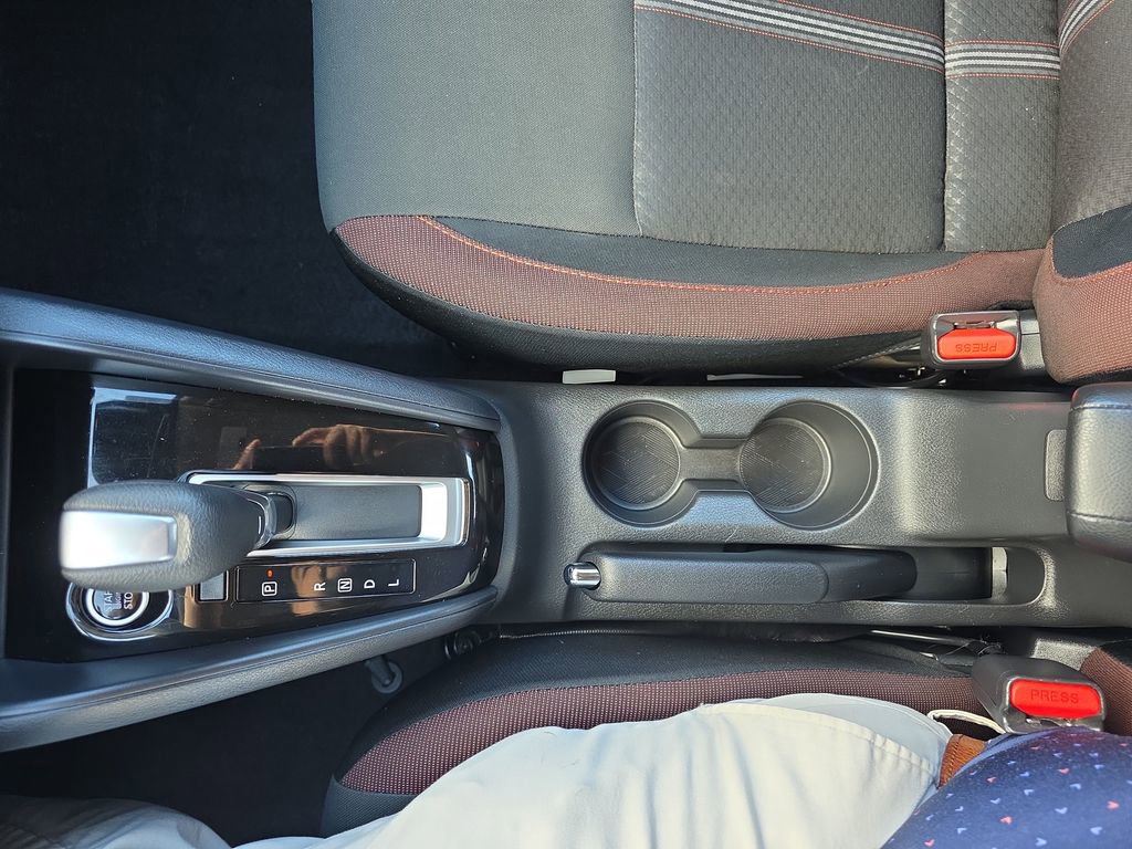 Used 2024 Nissan Versa SR w/ Trunk Package image 30