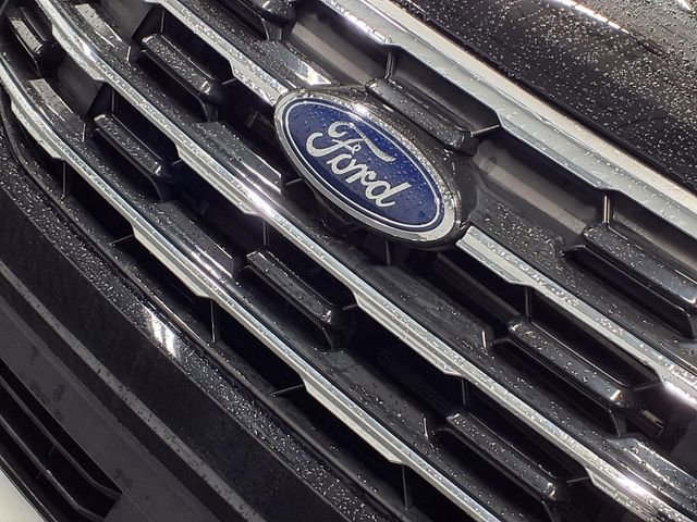 Certified 2025 Ford Explorer Active image 33