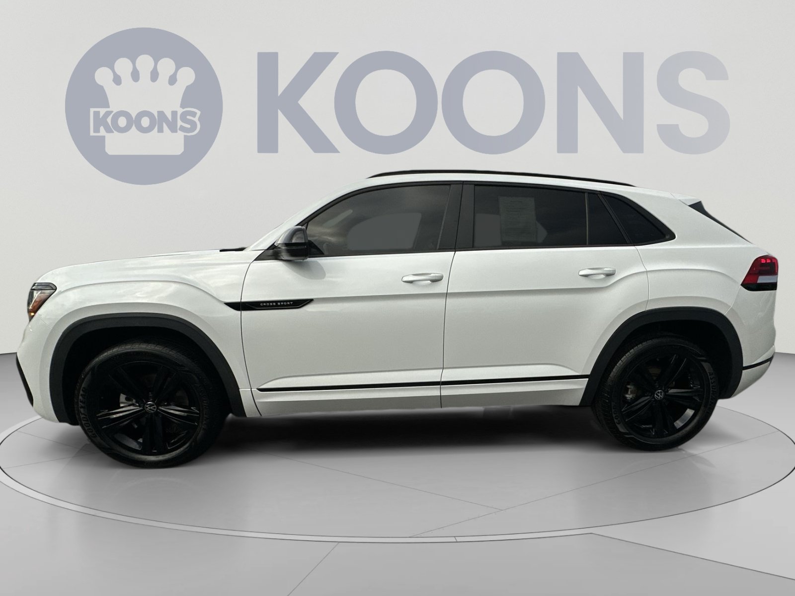 Used 2023 Volkswagen Atlas Cross Sport SEL R-Line AWD/4WD image 7