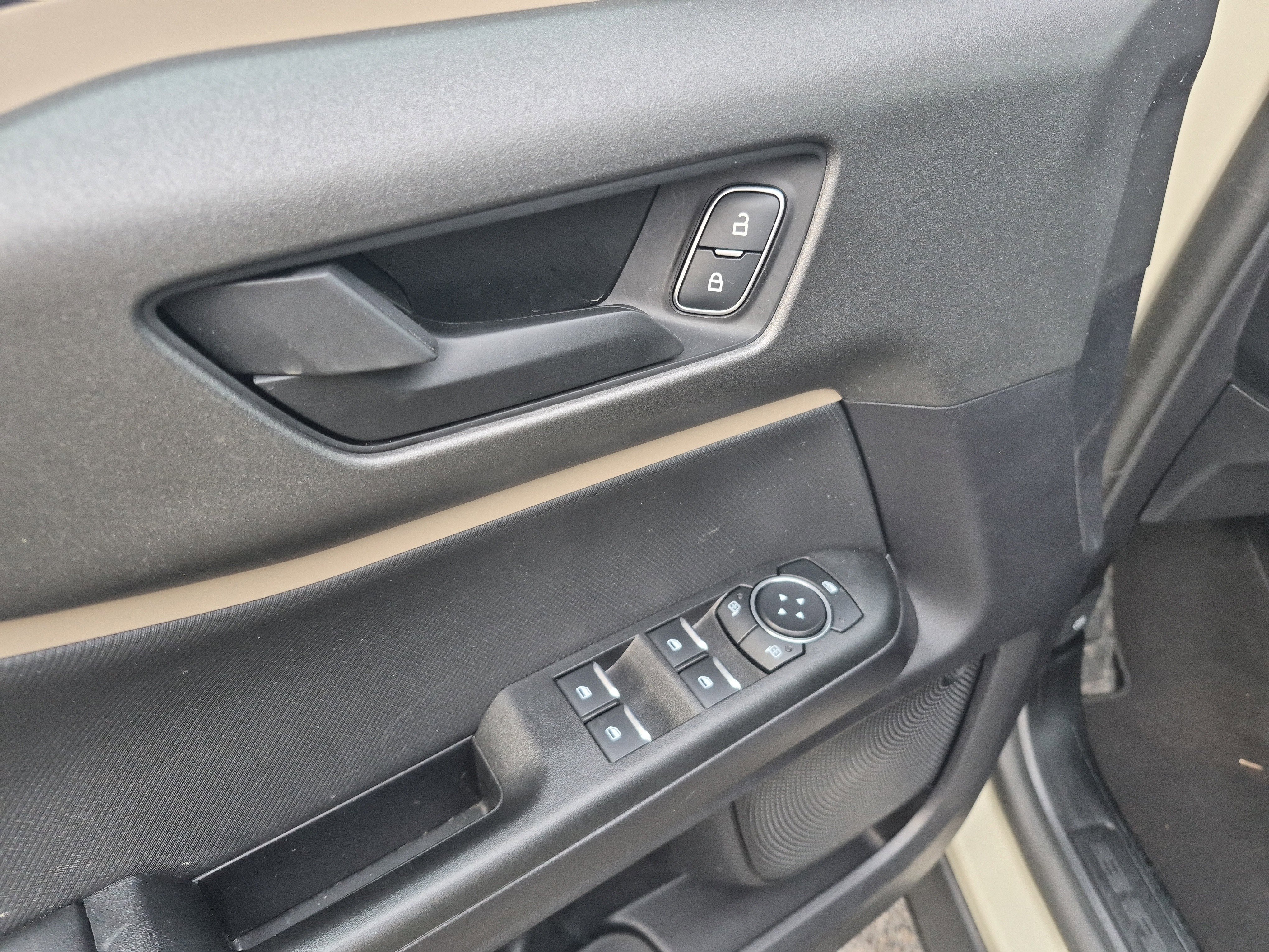 Certified 2025 Ford Bronco Sport Big Bend w/ Convenience Package image 9